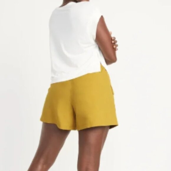 Old Navy High Rise Drawstring Waist Cargo Athletic Shorts - Picture 2 of 9